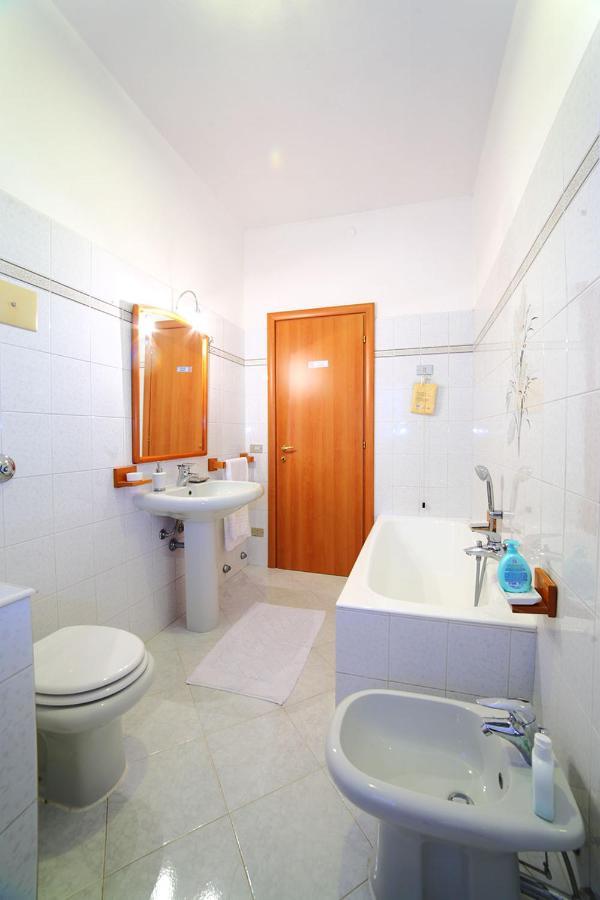 B&B Pontevecchio Брембате Екстер'єр фото