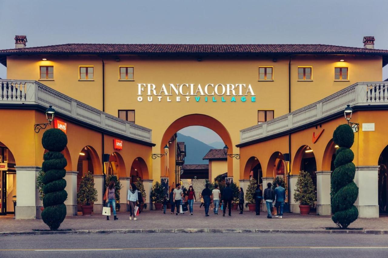 B&B Pontevecchio Брембате Екстер'єр фото